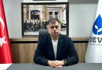 Aybar Uygur: Siyaset, tecrübe ve nezaket ister