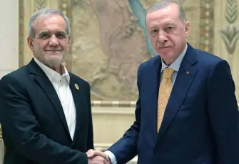 Cumhurbaşkanı Erdoğan, İran Cumhurbaşkanı Pezeşkiyan ile telefonda görüştü