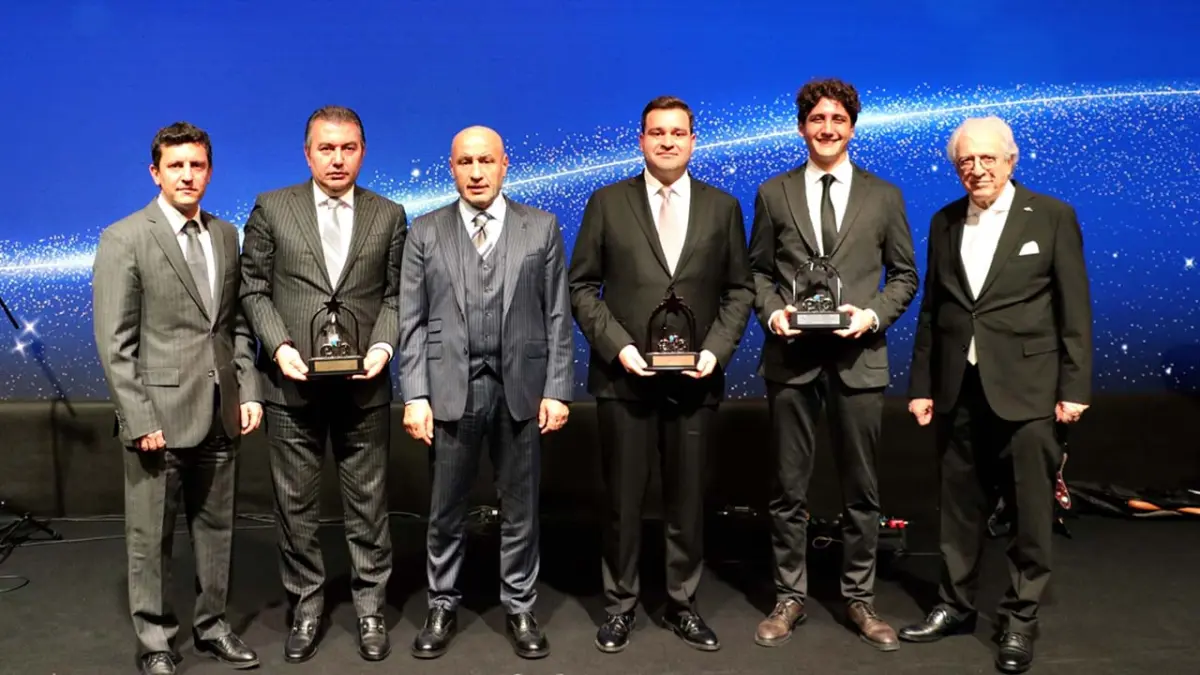 Ege’nin ihracat devleri ödüllerini aldı: 51 firmadan 7 milyar dolarlık dev katkı haberinin görseli