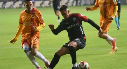 Karşıyaka’da genç sol bek takıma döndü