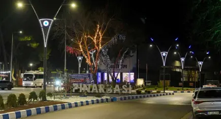 Pınar Caddesi’ne Naim Süleymanoğlu heykeli