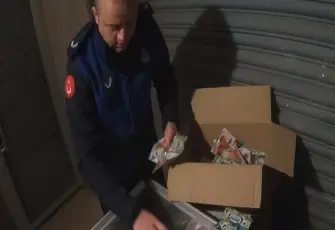 Ruhsatsız tavuk eti parçalama tesisi mühürlendi