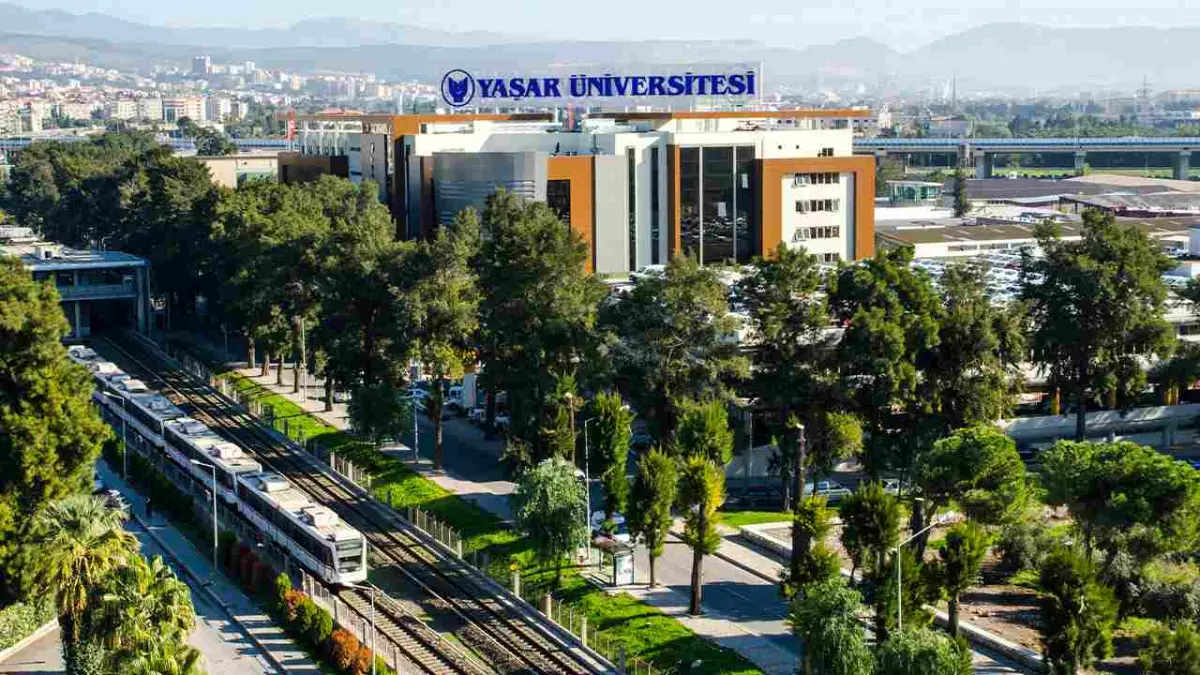 THE 2026 listesinde Yaşar Üniversitesi Ege’nin gururu oldu haberinin görseli