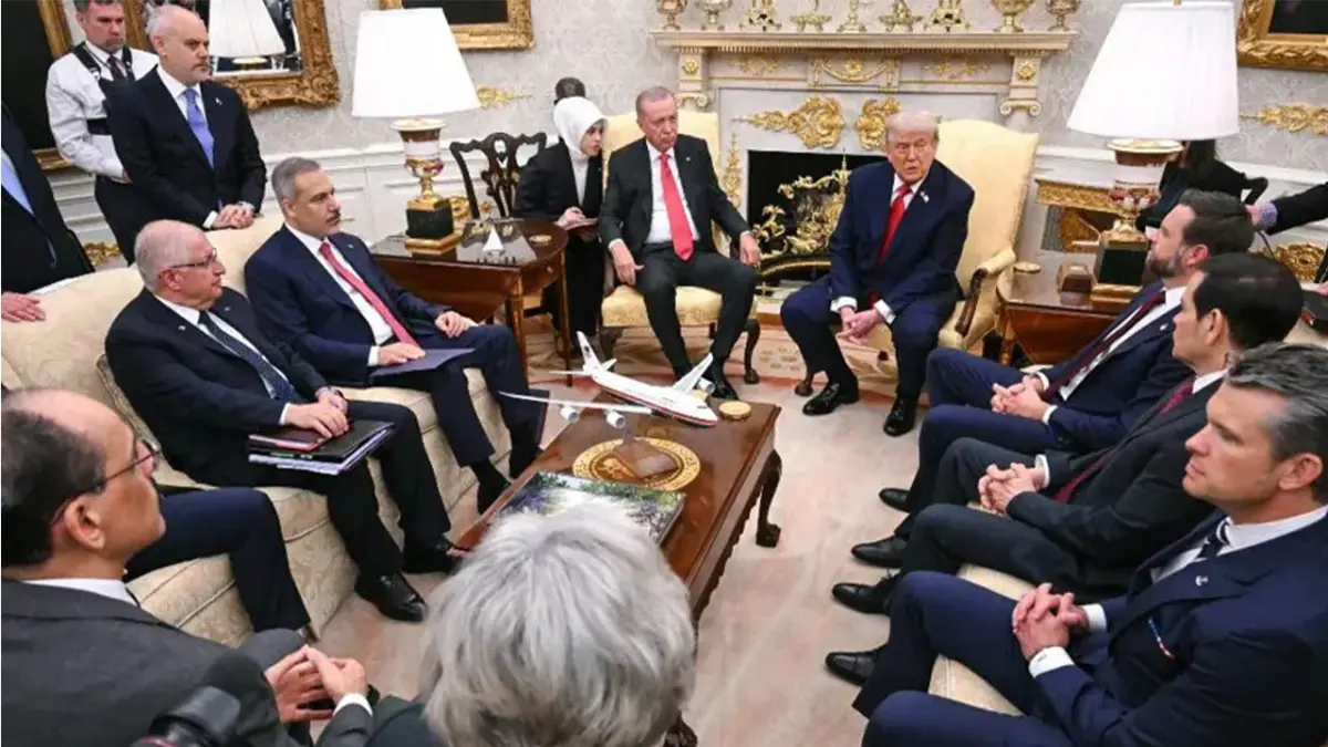 Türkiye, Gazze Barış Kurulu’nda: Bakan Fidan belgeyi imzaladı  haberinin görseli