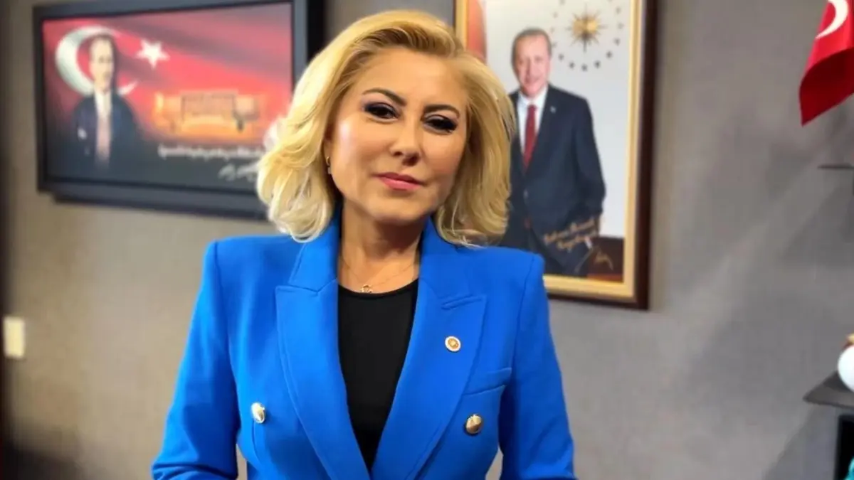 AK Parti İzmir Milletvekili Şebnem Bursalı’dan İzmir genelinde yoğun program haberinin görseli