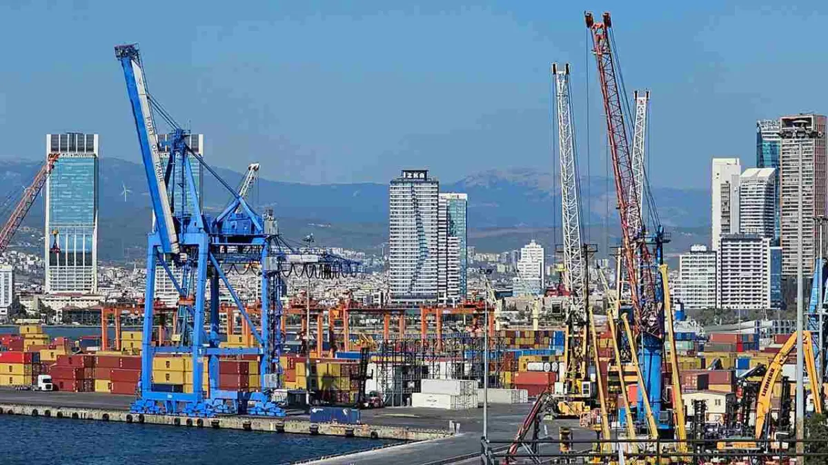 Başkan Gençer: Gümrük Birliği’nin acil bir revizyona ihtiyacı var haberinin görseli