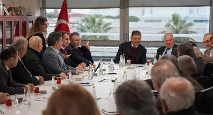 CHP İzmir heyeti  İAOSB ziyaret etti