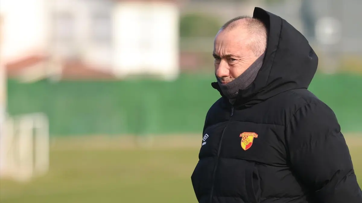 Göztepe’nin iddialı ismi Stoilov haberinin görseli