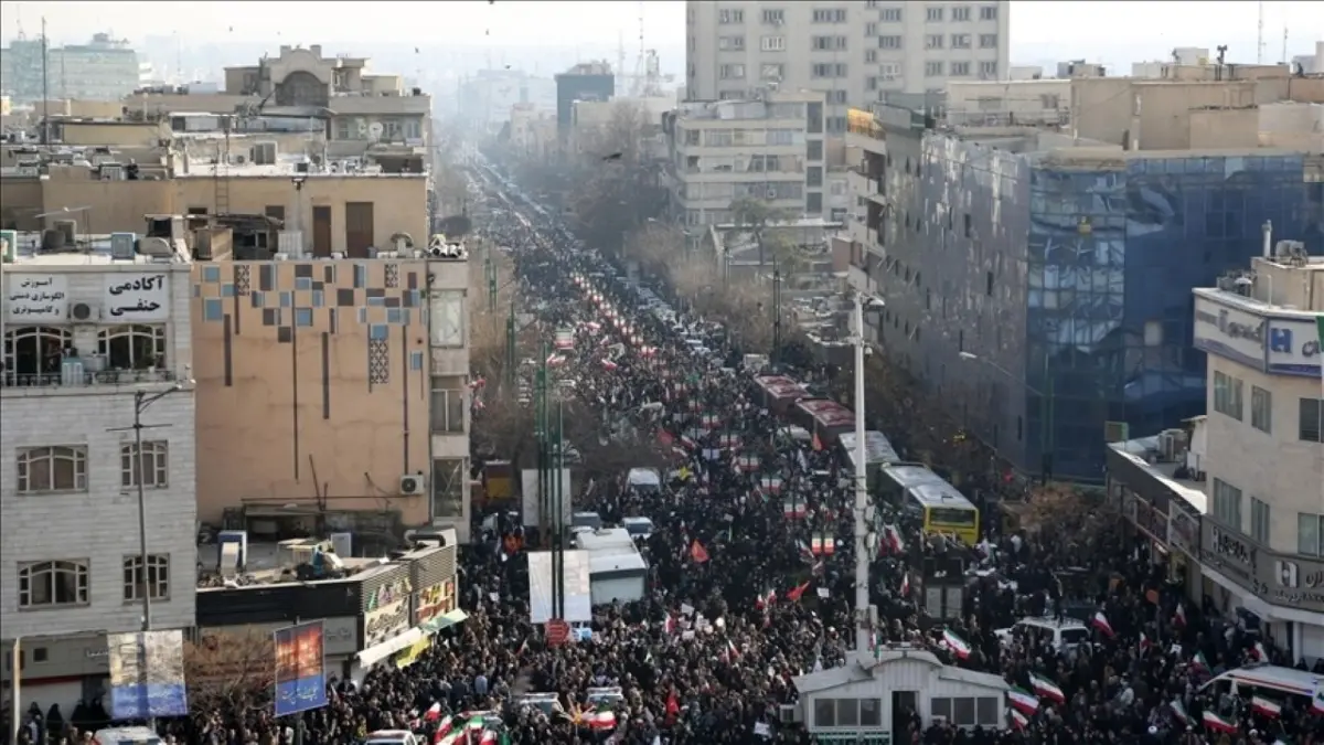 İran'daki protestolarda ölü sayısı 5 bini geçti: 26 bin kişi gözaltına alındı haberinin görseli