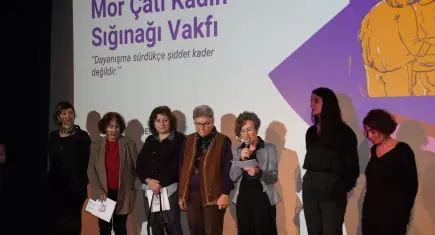 Mor Çatı’ya SES Yılın Kadınları 2025’te Yaşam Boyu Başarı Ödülü