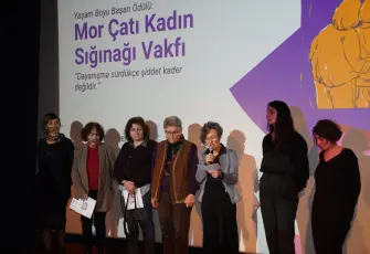 Mor Çatı’ya SES Yılın Kadınları 2025’te Yaşam Boyu Başarı Ödülü