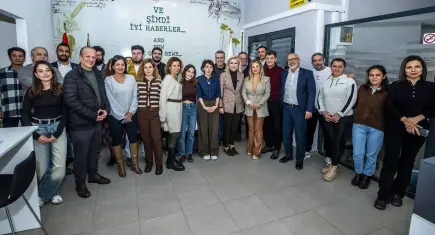 Şebnem Bursalı İGC'yi ziyaret etti: Gazetecilerin haklarının takipçisiyim