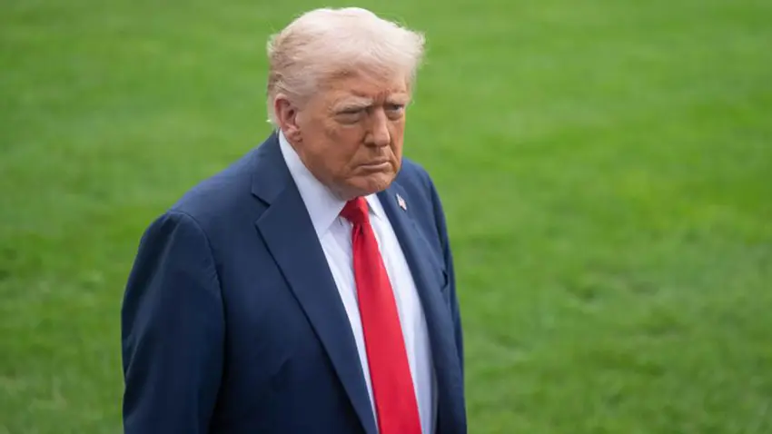 Trump: İran’a doğru yol alan büyük bir donanmamız var haberinin görseli