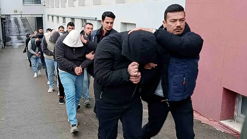 Adana merkezli 6 ilde operasyon: Bahis çetesinin aylık 50 milyonluk kripto ağı çökertildi haberinin görseli