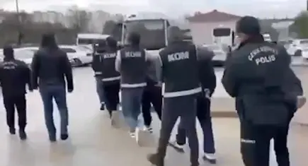 Antalya’da Bayğaralar suç örgütüne operasyon: 12 kişi tutuklandı