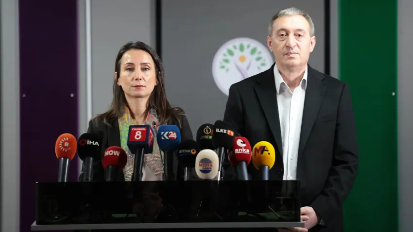 DEM Parti’den Suriye mesajı: Türkiye barışın tesisi için rol oynamalı haberinin görseli