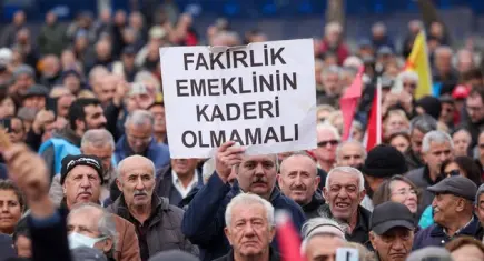 Eğitim-İş 2026 yılı için uyardı: Emekçi ve emeklileri zor bir süreç bekliyor