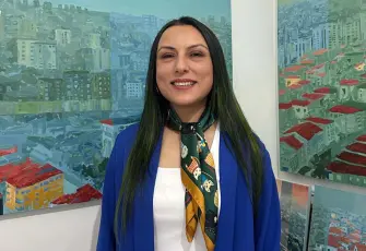 Kaymakam elinden tuttu, üniversiteyi birincilikle bitirdi