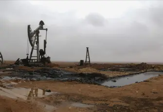 Suriye'de YPG'den alınan bölgelerde petrol çıkarılmaya başlandı