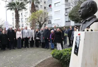 Uğur Mumcu, katledilişinin 33. yılında İzmir’de törenlerle anıldı