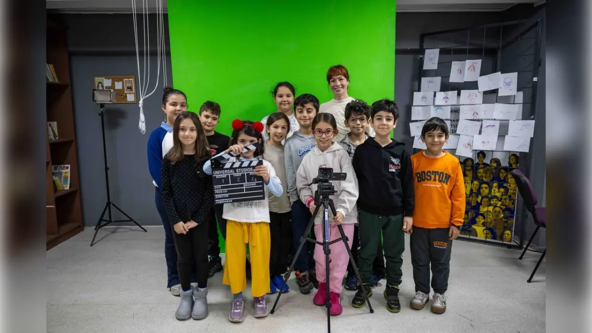 Bornova’da çocuklar için ücretsiz film atölyesi haberinin görseli