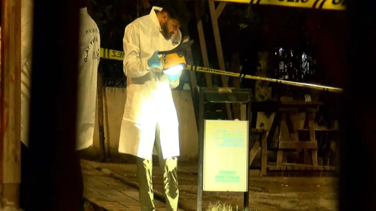 Esenyurt’ta parkta silahlı çatışma: 1 ölü, 2 yaralı! haberinin görseli