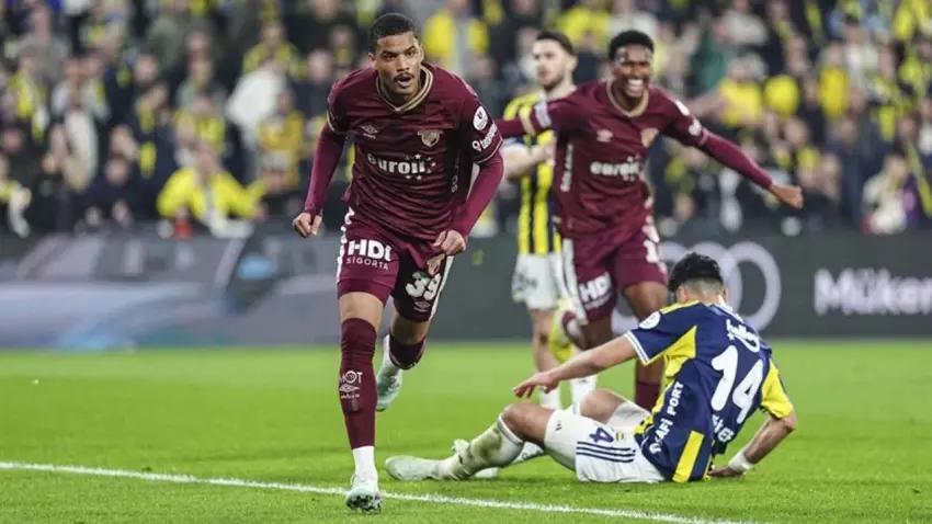 Fenerbahçe'ye Göztepe çelmesi: Liderle fark açılıyor