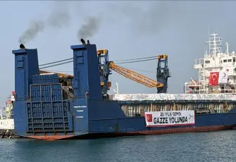 Türk Kızılayı’nın 20. İyilik Gemisi El Ariş Limanı’na ulaştı