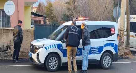 Aksaray’da akran dehşeti: Para ve sigara vermedi diye arkasından ateş açtı!