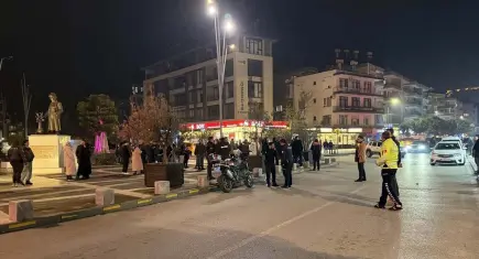 Alacak verecek kavgası: Bıçak ve zincirler havada uçuştu, 7 yaralı!