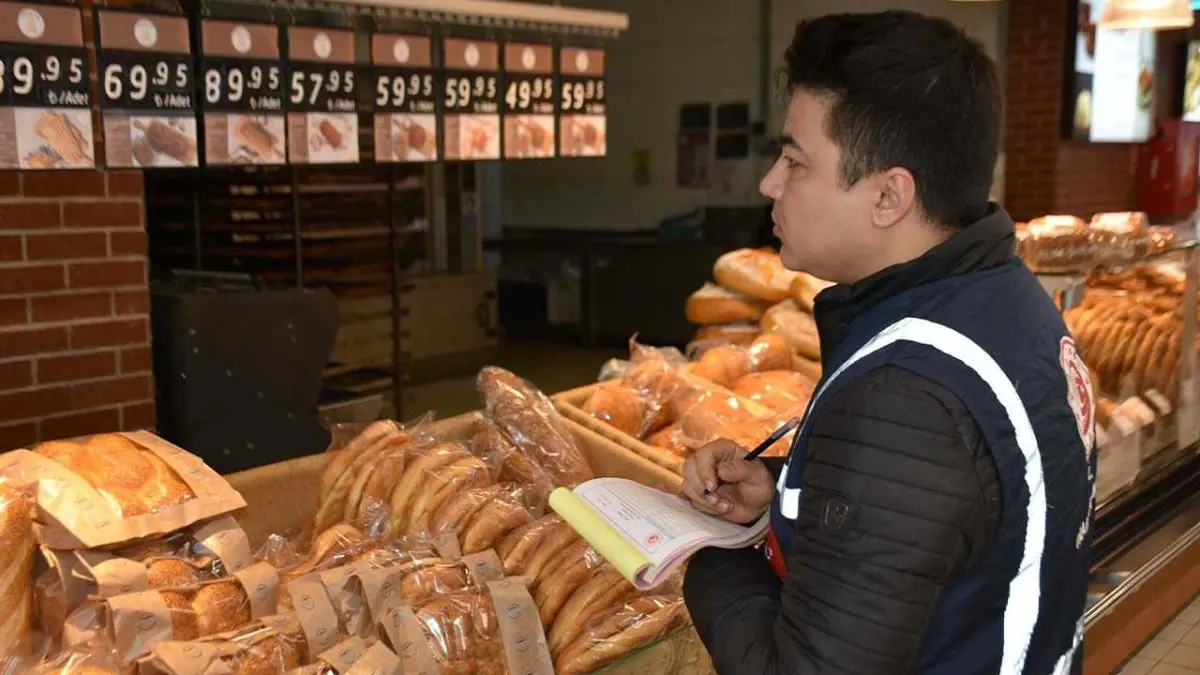 Bakanlıktan İzmir’de Ramazan öncesi fahiş fiyat denetimi haberinin görseli