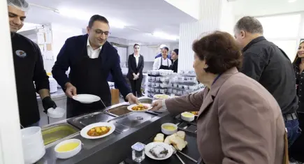 Balçova’da sıcak yemek hizmeti