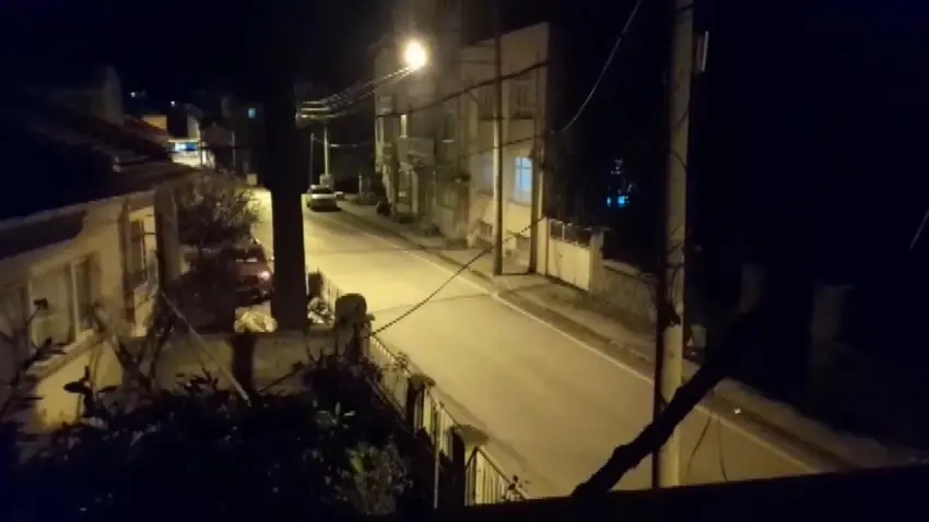 Balıkesir sabaha karşı sallandı: Sındırgı’da korkutan deprem!