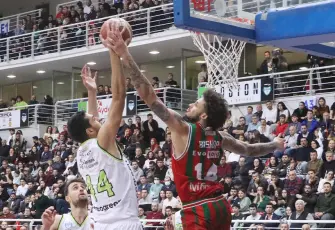  Karşıyaka son saniyede Merkezefendi’ye boyun eğdi: 83-81