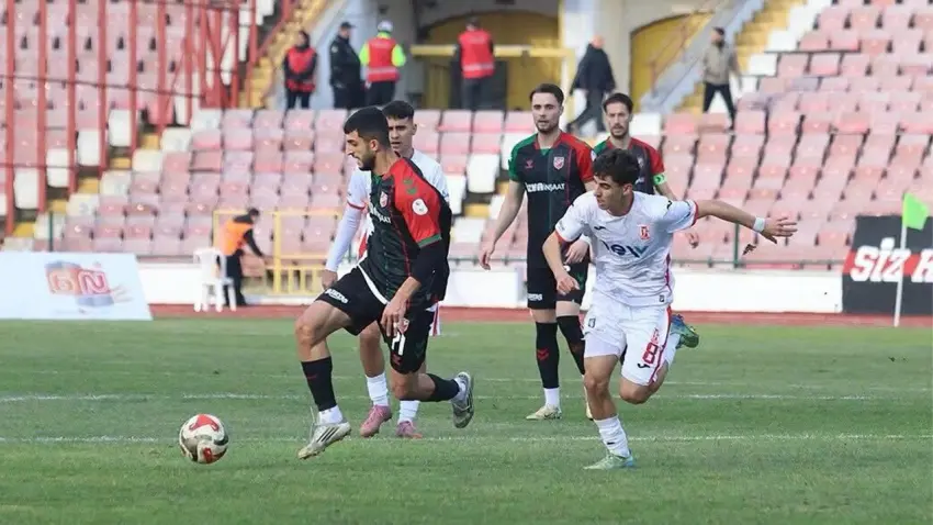 Karşıyaka tepetaklak: Zirve yarışında büyük darbe