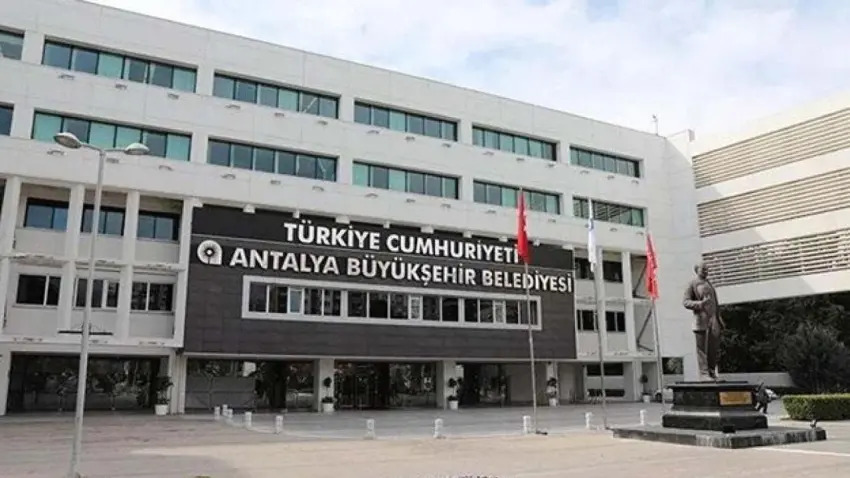 Muhittin Böcek hakkında 702 sayfalık "Yolsuzluk" iddianamesi! haberinin görseli