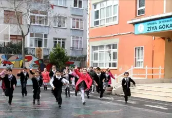 Okulların açılacağı tarih belli oldu: Sömestr tatili ne zaman bitiyor? Okullar ne zaman açılacak?