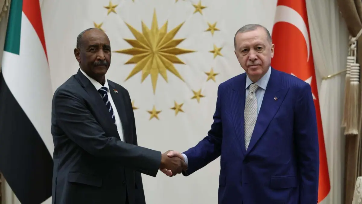 Sudan Egemenlik Konseyi Başkanı Burhan: Önce Allah'a sonra Erdoğan'a güveniyoruz haberinin görseli