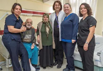 83 yaşındaki Mustafa Kafa, İzmir’de sağlığına kavuştu