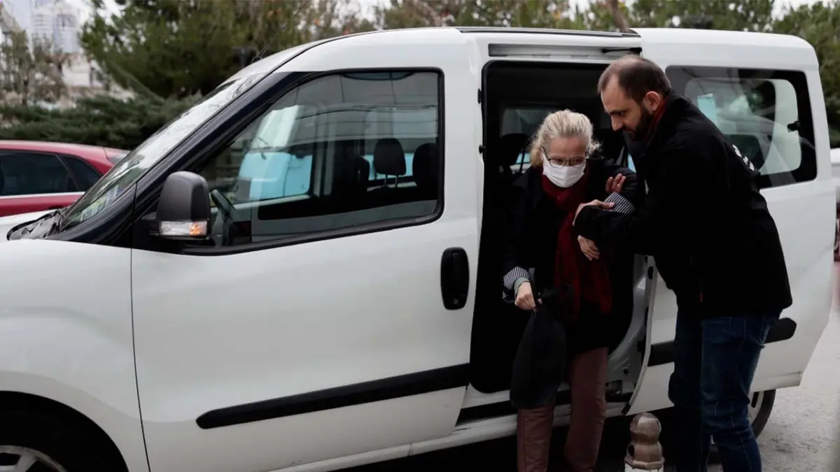 Balçova Belediyesi’nden hastalara ücretsiz ulaşım desteği haberinin görseli