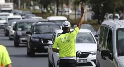 Bunu yapan yandı: Ehliyetine 19 yıl el konuldu, aracı trafikten men edildi