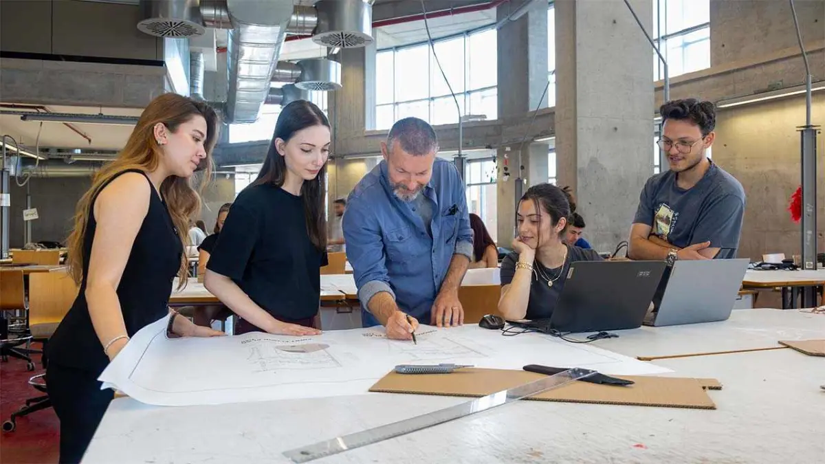 Genç girişimciler için BiGG.ASSIST kapıları açıyor haberinin görseli