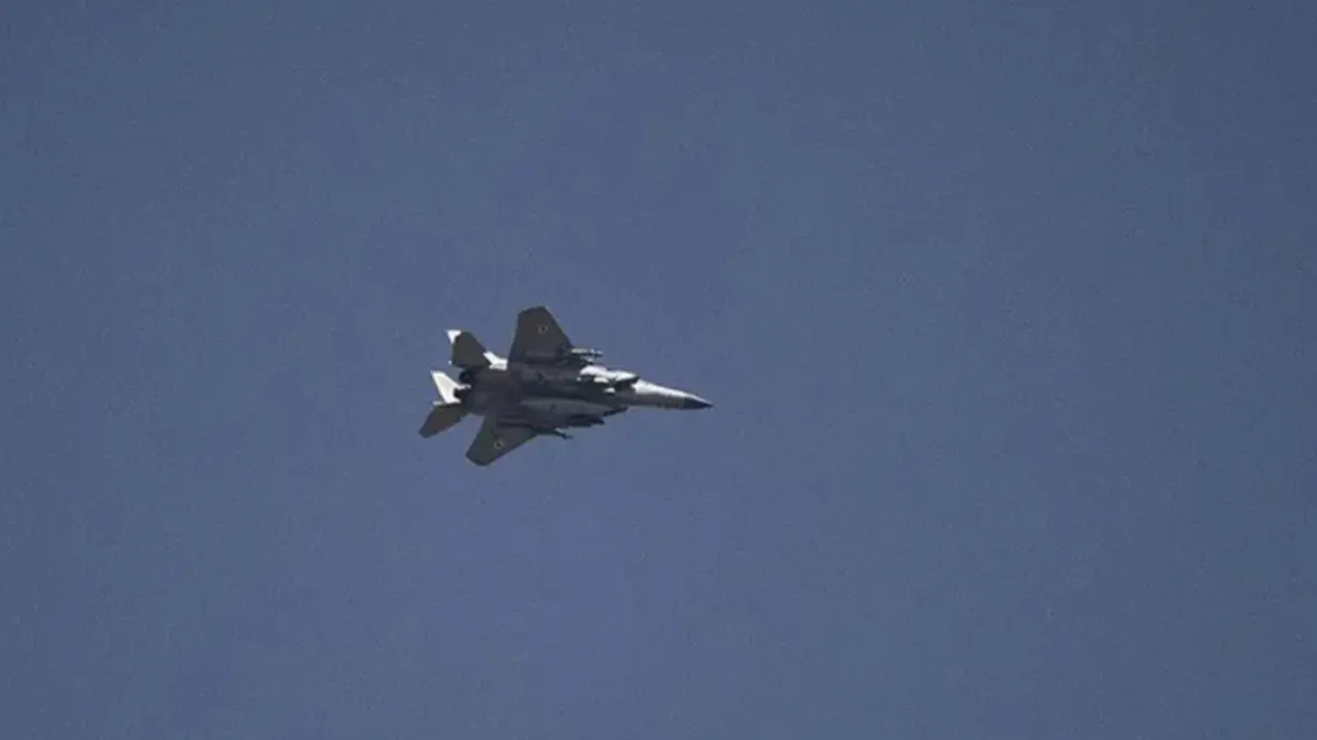 İsrail uçaklarından Suriye’de tarım arazilerine bilinmeyen madde haberinin görseli