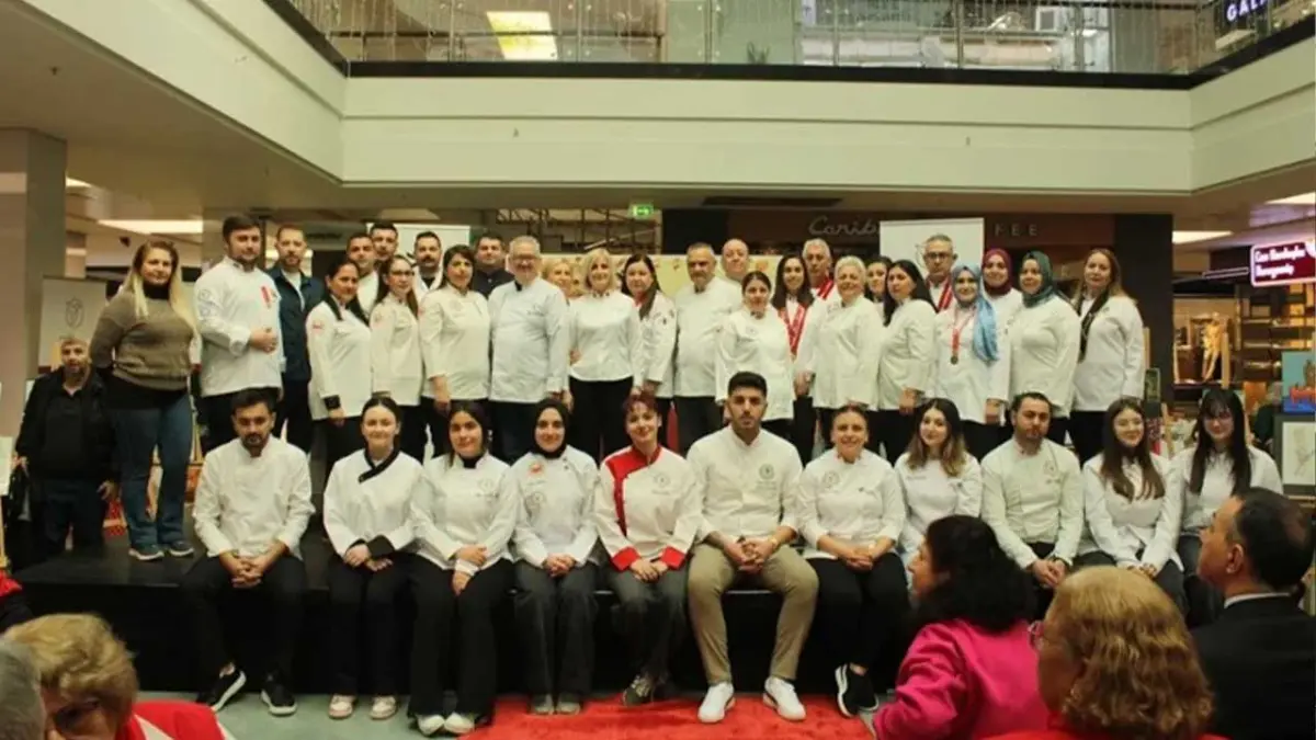 İzmir’de özel çocukların “Tatlı Telaşı”: Mutfakta ve sahnede engel yok! haberinin görseli