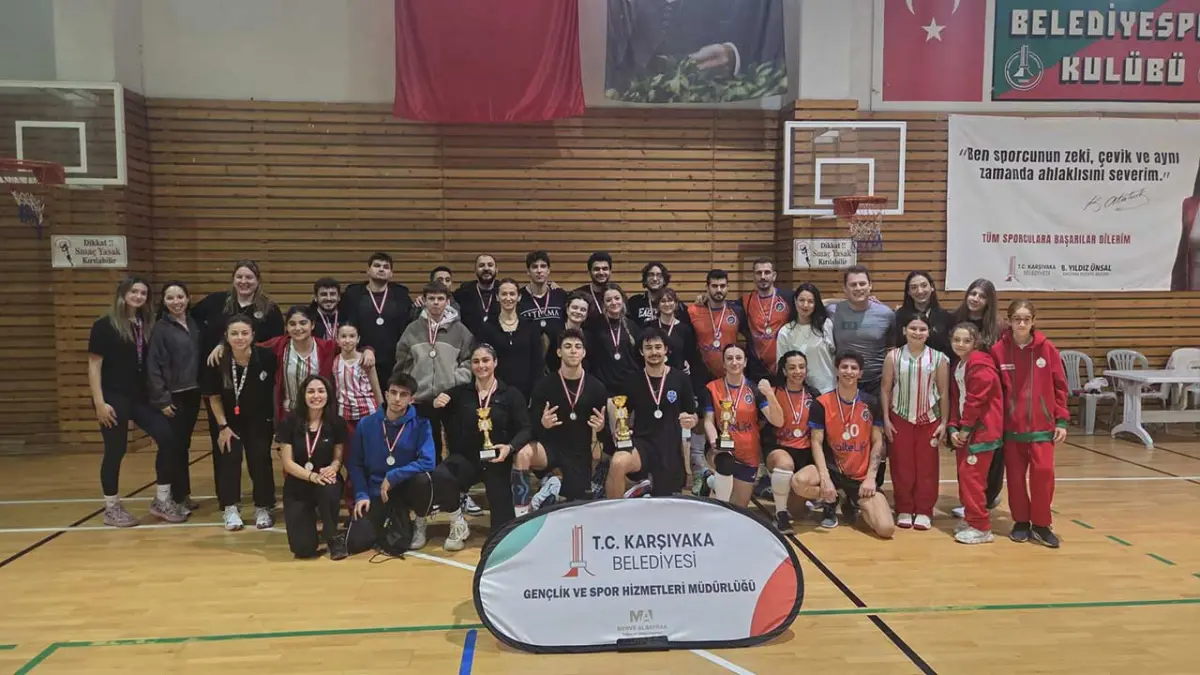 Karşıyaka’da voleybol turnuvası büyük ilgi gördü haberinin görseli