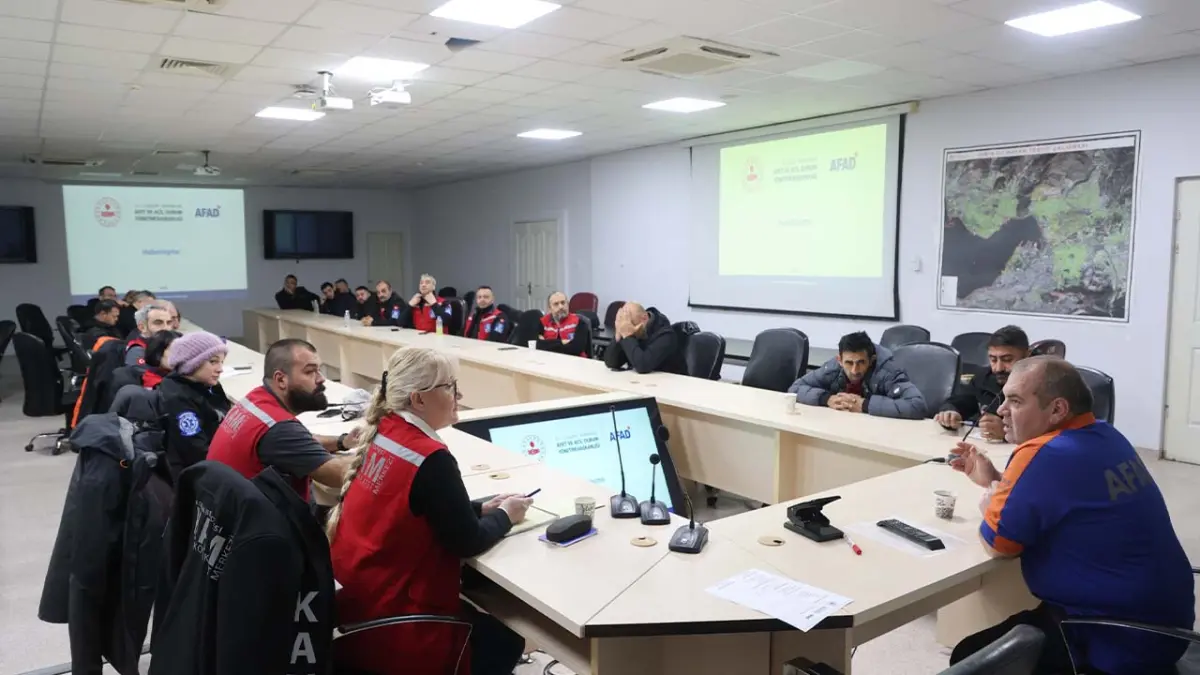 Konak Belediyesi’nin KAM ekibi AFAD akreditasyonu için hazır haberinin görseli