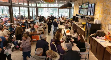 Menemenliler Aynısefa Sosyal Tesisleri’ni beğendi