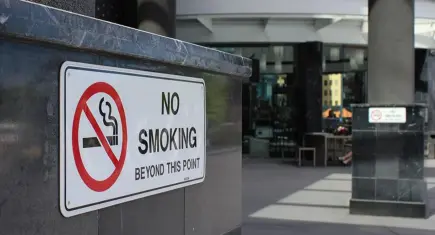 Sigara satışında yeni dönem: Raflardan tamamen kalkıyor! 