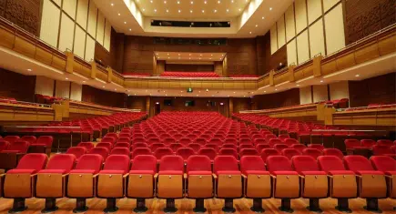 Şubat ayında sanatın adresi: AASSM