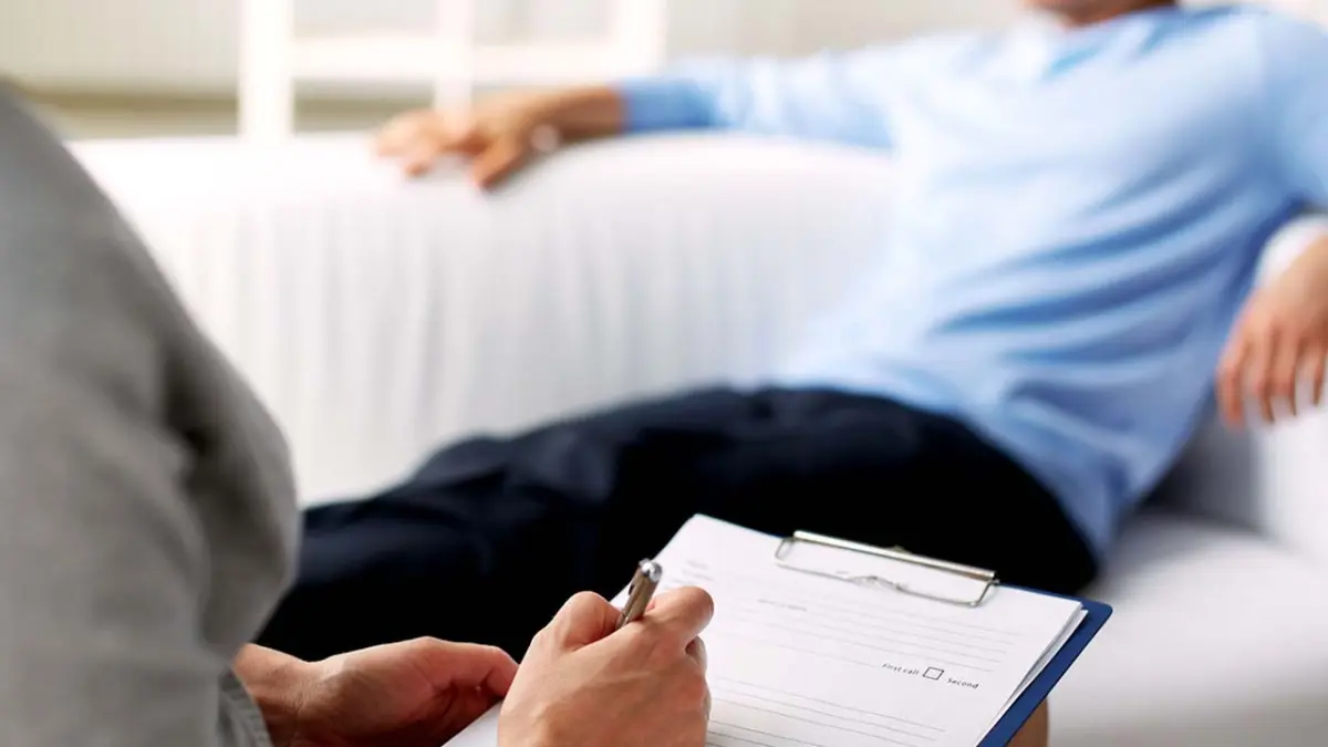 Türkiye Psikiyatri Derneği uyardı: Psikiyatrik tedavilerde sınır ihlalleri tehlikeli haberinin görseli